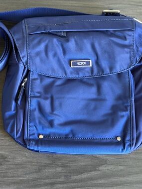 Tumi Men's Royal Blue Nylon Messenger Crossbody